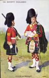 VINTAGE POSTCARD The Seaforth Highlanders Officer and Sergeant Militaria