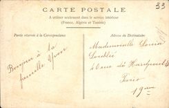 VINTAGE POSTCARD Bazas the Court D Honor