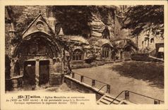 CPA Saint Emillion Eglise Monolithe et Souterraine