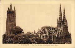 CPA Bordeaux Tour Pey Berland et Cathedrale Saint Andre
