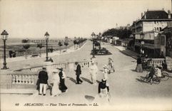 CPA Bassin Arcachon Place Thiers et Promenade