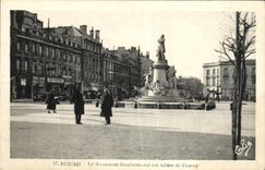 CPA Bordeaux Le Monument Gambetta sur les Allees de Tourny