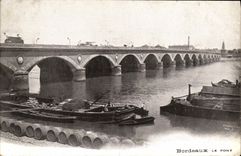 CPA Bordeaux Le Point Bateaux