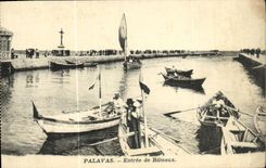 CPA Palavas Entree de Bateaux