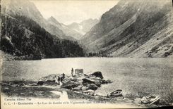 VINTAGE POSTCARD Cauterets the Lake Gaube and Vigemale
