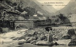 VINTAGE POSTCARD Cauterets Bridge of Raillere