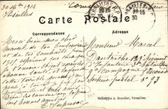 CPA Versailles Facade du Grand Trianon et bras droit du Canal