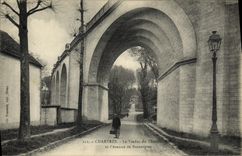 CPA Chartres La Viaduc du Chemin de Ver et l avenue de Beaurepere