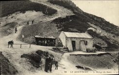 VINTAGE POSTCARD the Mount Gilds the Refuge of Sancy