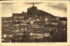 VINTAGE POSTCARD L Auvergne Puy View the Cathedral and the Rock crow