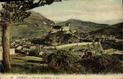 CPA Lourdes Vue Prise vers le Chateau