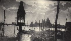 VINTAGE POSTCARD Venezia Molo St Marce