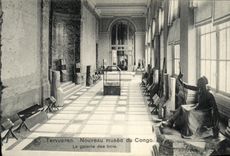 VINTAGE POSTCARD Tervueren New Museum of Congo the gallery of wood
