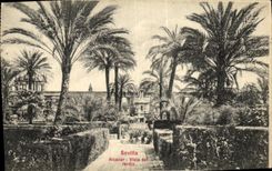 VINTAGE POSTCARD Sevilla Alcazar Vista of garden