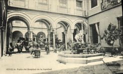 VINTAGE POSTCARD Sevilla Patio del Hospital of Caridad