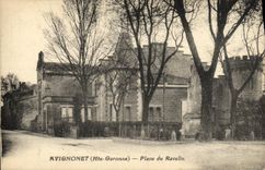 VINTAGE POSTCARD Avignonet Places of Ravelin