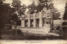 CPA Ales Monument Aux Morts