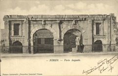 La POSTAL Nimes de la VENDIMIA lleva Auguste