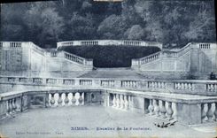 Escalera de Nimes de la POSTAL de la VENDIMIA de la fuente