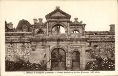 VINTAGE POSTCARD Castle of Kerjean Gate D entered of the Court D honor