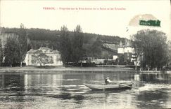 VINTAGE POSTCARD Vernon Property on the Bank dorite of the Seine and the Turrets Boat