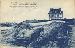 CPA Dinard Saint Enogat Le Chateau et la Grotte de la Goule aux Fees
