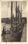 VINTAGE POSTCARD Holy Malo the Quay of Terreneuves Boat