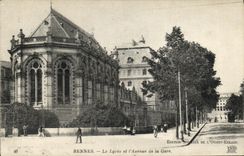 CPA Rennes Le Lycee et L Avenue de la Gare