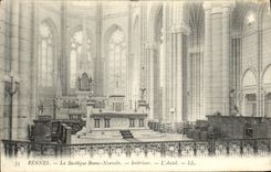 CPA Rennes La Basilique Bonne Nouvelle Interieur L autel