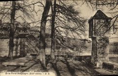 VINTAGE POSTCARD Holy Emilion Old spur of the Bouqueyre door