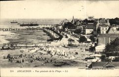 VINTAGE POSTCARD Arcachon View of the Beach