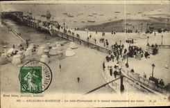 VINTAGE POSTCARD Dimension D Modern Arcachon Money the Pier Walk and the New Site of the Tents