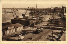 CPA Bordeaux Les Quai Louis