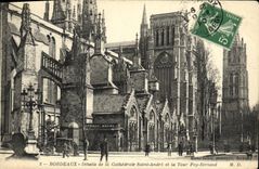 CPA Bordeaux Details de la Cathedrale Saint Andre et la Tour Pey