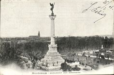 CPA Bordeaux Monument Des Girondins animation a droite 