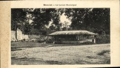 VINTAGE POSTCARD Manciet the Municipal Laundrette