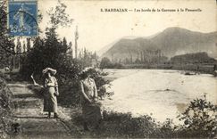 VINTAGE POSTCARD Barbazan Edges of the Garonne to the Footbridge