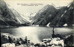 VINTAGE POSTCARD Valley of Veneon the Lake Lauvitel