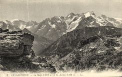 VINTAGE POSTCARD Dauphine Meije and Jewel cases