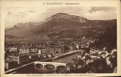 Opinion de Dauphine Grenoble de la POSTAL de la VENDIMIA el puente de L hospital y Moucherotte