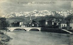 Panorama de Grenoble de la POSTAL de la VENDIMIA de los muelles y de las cadenas de las montanas