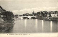 POSTAL Grenoble de la VENDIMIA y las montanas con el claro de luna