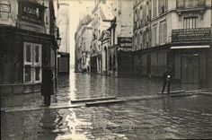 VINTAGE POSTCARD Paris the Great Rising of the Seine a Holy bridge of the street Andre of Arts