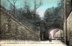 VINTAGE POSTCARD Montmorency the old Bridge of the street of the Barns