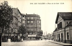 CPA Les Vallees Place de la Gare 