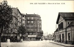 CPA Les Vallees Place de la Gare 