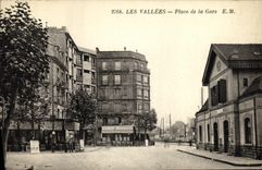 CPA Les Vallees Place de la Gare