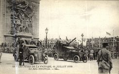 Los festivales de la POSTAL de la VENDIMIA Victoire del 14 de julio de 1919 los coches Machine guns el tanque de Militaria