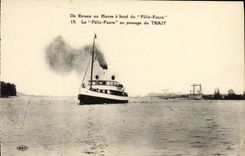 VINTAGE POSTCARD Of Rouen in Le Havre edge of Felix Faure Bateau has