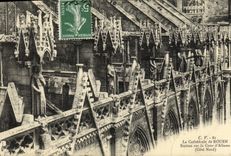VINTAGE POSTCARD the Cathedral of Rouen Statues on the Court D Albane